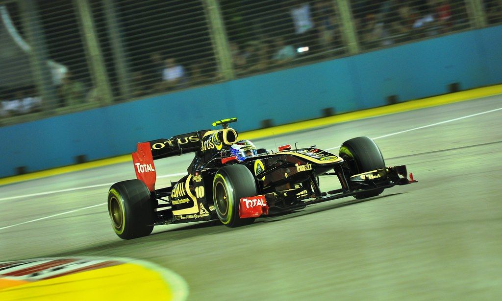 Antonelli Leads Madrid F1 Practice as Lindblad Crashes on Track Debut
